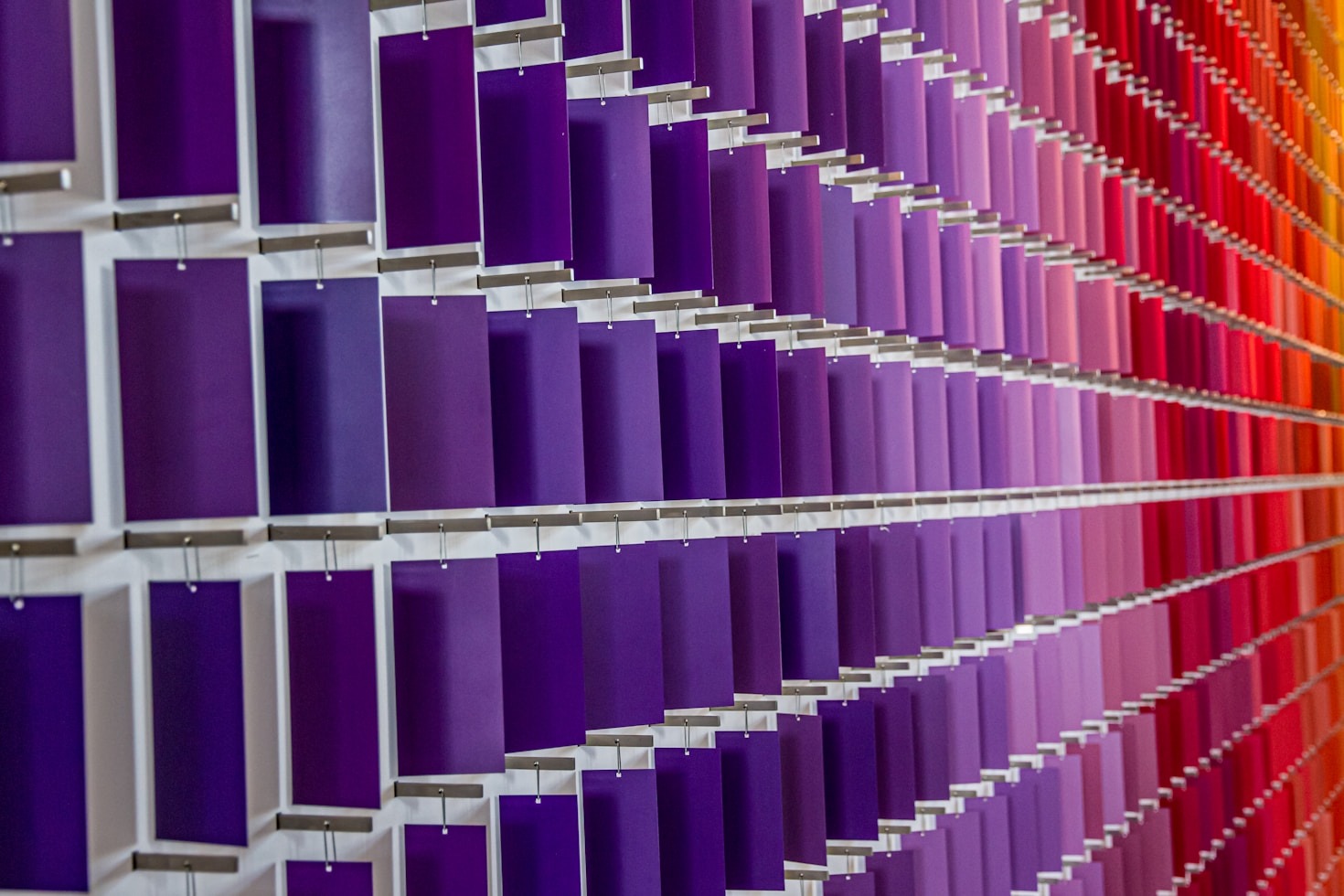 Optimizing Visual Appeal Through Structured Layouts